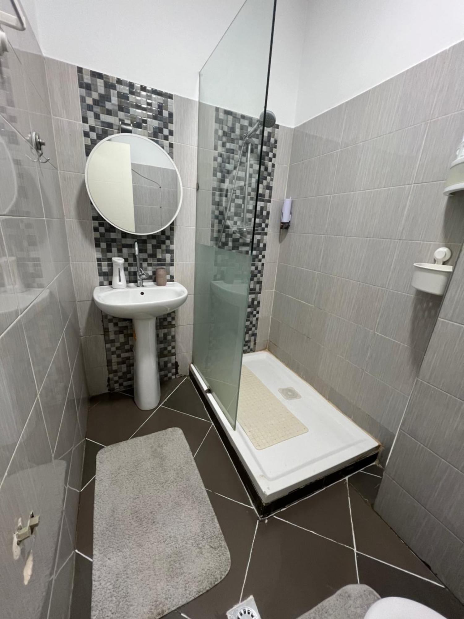 Appartement Spacieux & Lumineux Tangier Exterior photo